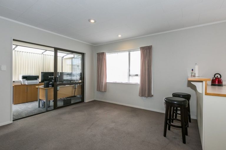 Photo of property in 3/66 Church Road, Taradale, Napier, 4112