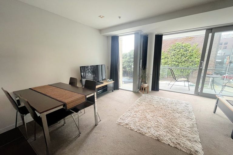Photo of property in Piermont Apartments, 1h/82 Cable Street, Te Aro, Wellington, 6011