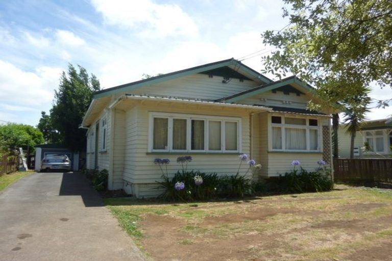Photo of property in 11 Arabi Street, Sandringham, Auckland, 1041