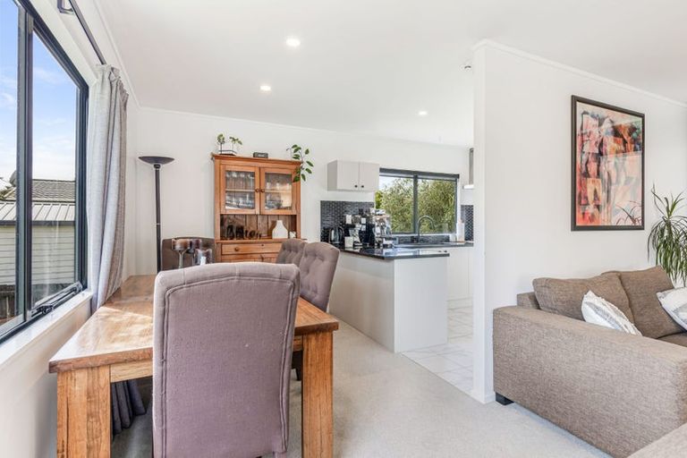 Photo of property in 34b Ranui Station Road, Ranui, Auckland, 0612