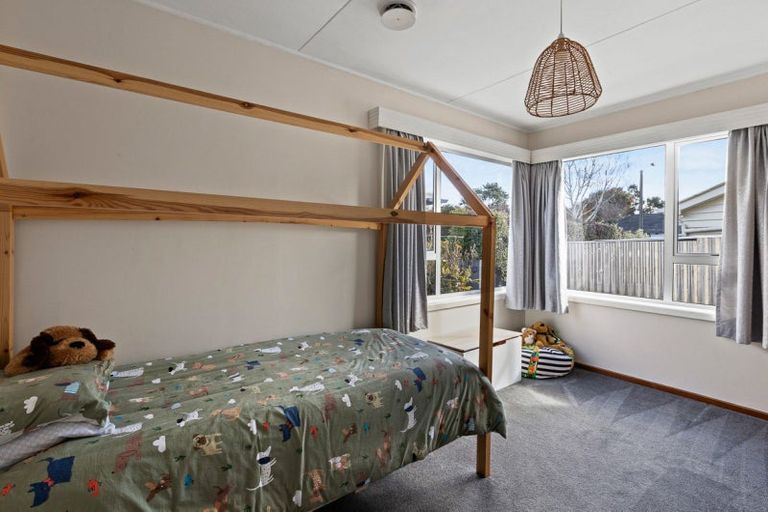 Photo of property in 8 Barton Avenue, Marewa, Napier, 4110