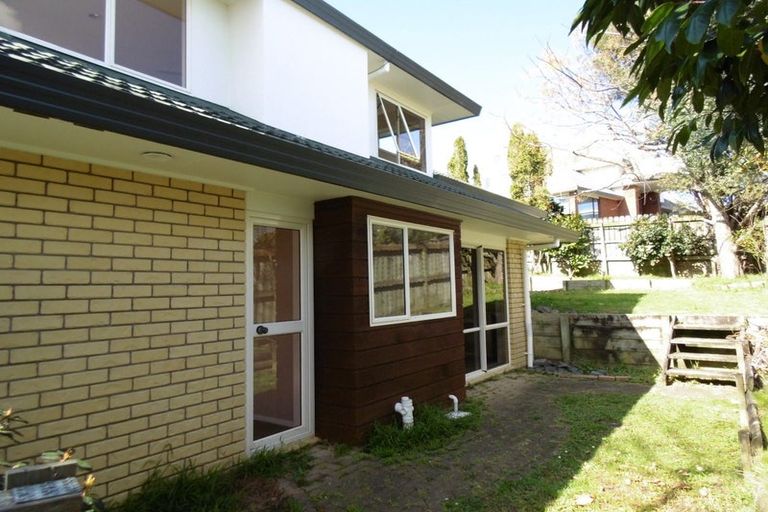Photo of property in 1/100 Simmental Crescent, Somerville, Auckland, 2014