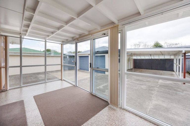 Photo of property in 10 Marsden Place, Awapuni, Palmerston North, 4412