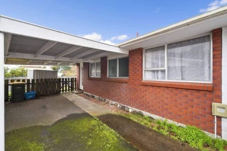 Photo of property in 1/117 Seaview Road, Westown, New Plymouth, 4310