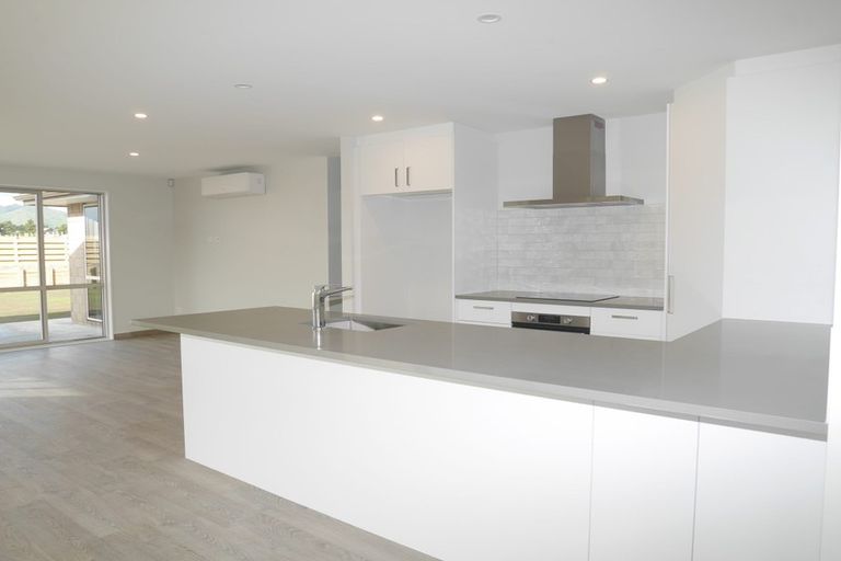 Photo of property in 36 Otaihanga Road, Otaihanga, Paraparaumu, 5036