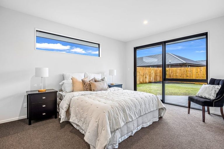 Photo of property in 17 Ned Place, Halswell, Christchurch, 8025