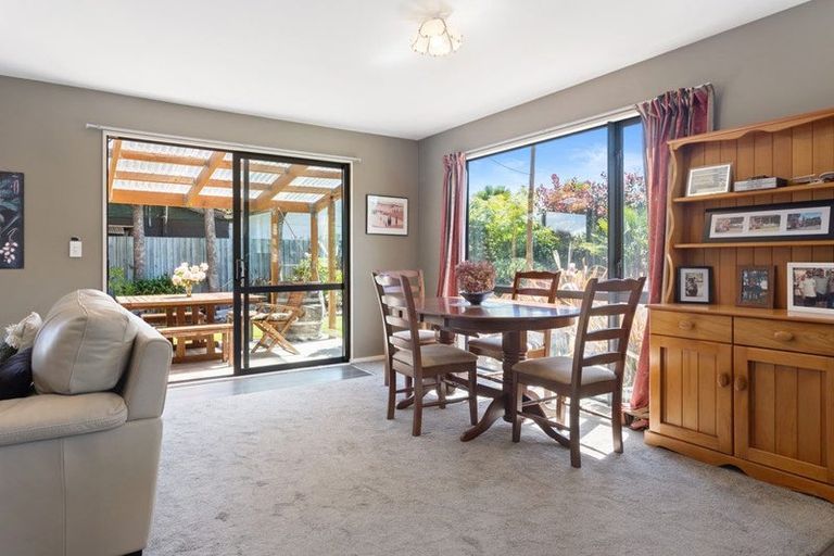 Photo of property in 14 Bunting Place, Woodend, 7610