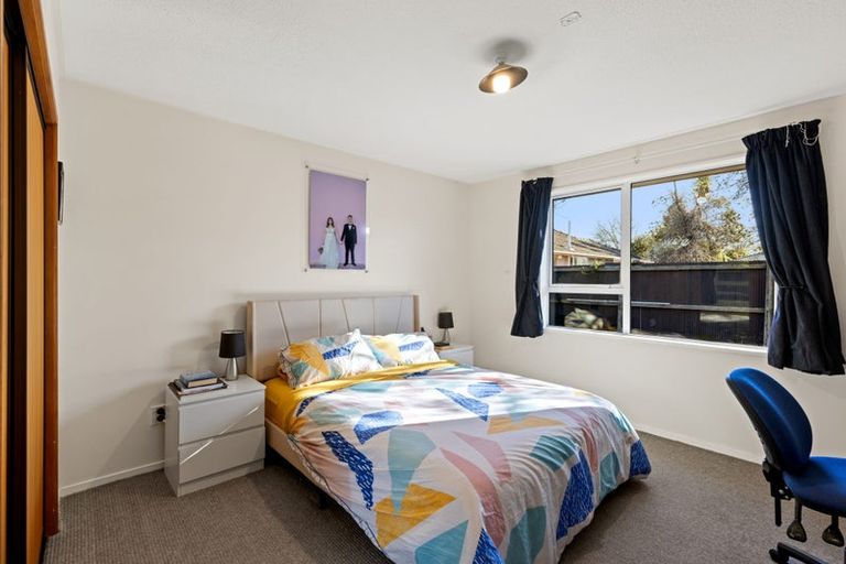 Photo of property in 2/61 Bentley Street, Russley, Christchurch, 8042