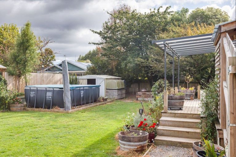 Photo of property in 24 Tararua Street, Pahiatua, 4910