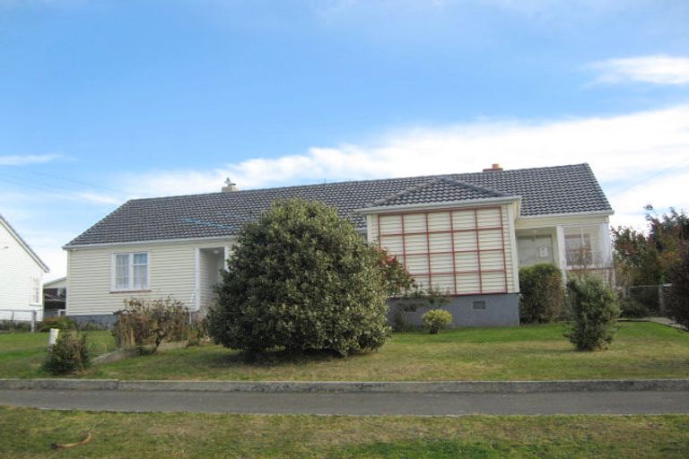 Photo of property in 35 Puketai Street, Andersons Bay, Dunedin, 9013