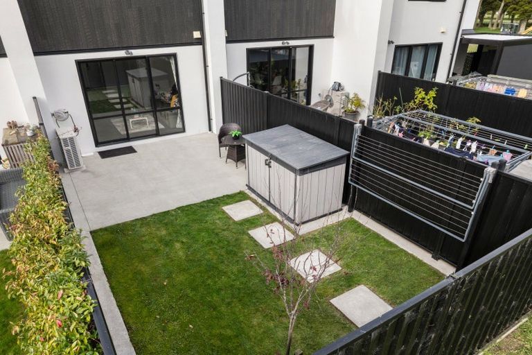 Photo of property in 8 Josland Lane, Wallaceville, Upper Hutt, 5018