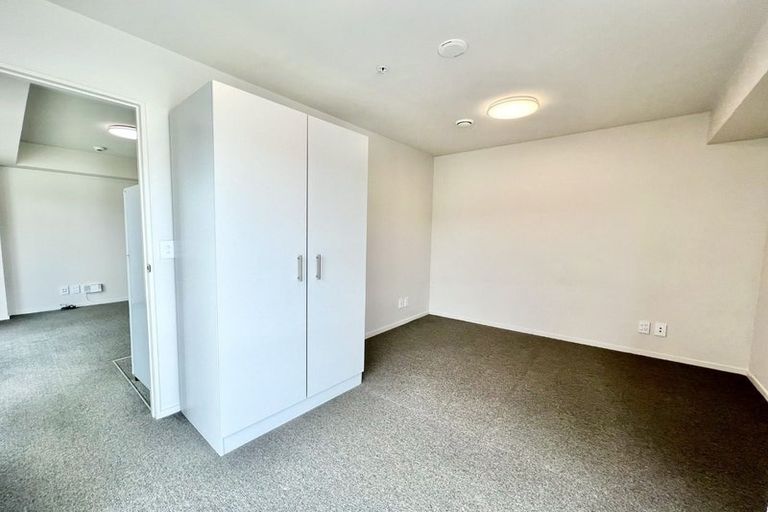 Photo of property in The Peak Apartments, 802/170 Taranaki Street, Te Aro, Wellington, 6011