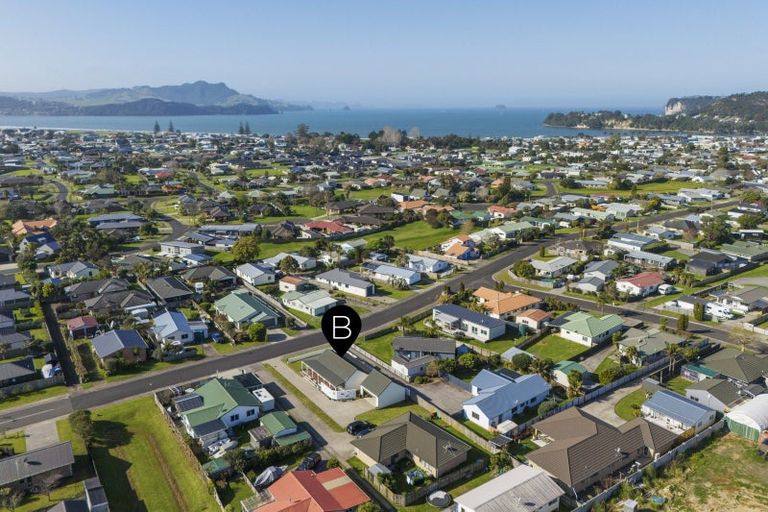 Photo of property in 50 Whitby Avenue, Whitianga, 3510