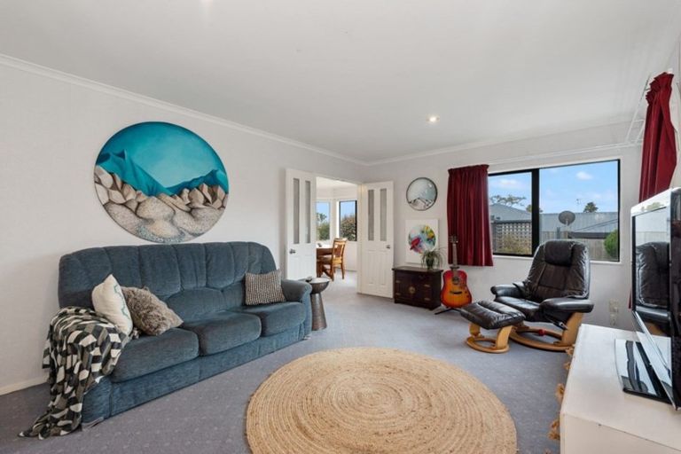 Photo of property in 5 Caversham Drive, Rototuna, Hamilton, 3210