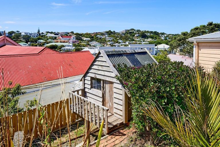 Photo of property in 20 Charlotte Avenue, Brooklyn, Wellington, 6021