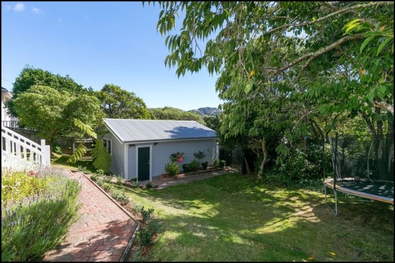 Photo of property in 27 Everest Street, Khandallah, Wellington, 6035