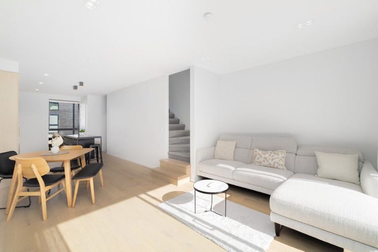 Photo of property in 3/360 Montreal Street, Christchurch Central, Christchurch, 8013