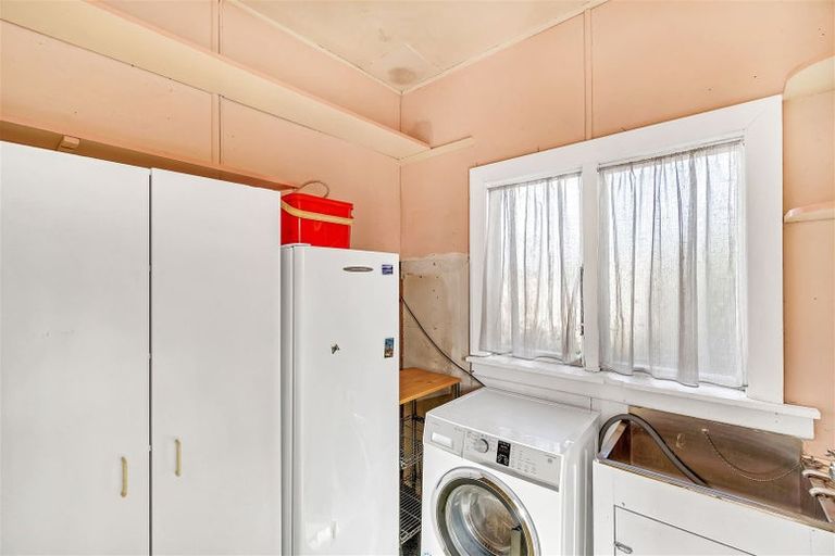 Photo of property in 9 Browns Road, Dunsandel, 7682