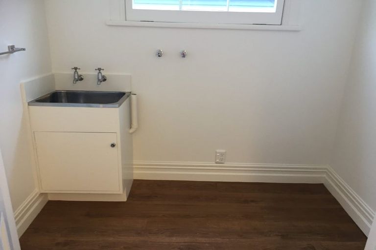 Photo of property in 115 Bethells Road, Waitakere, Henderson, 0781