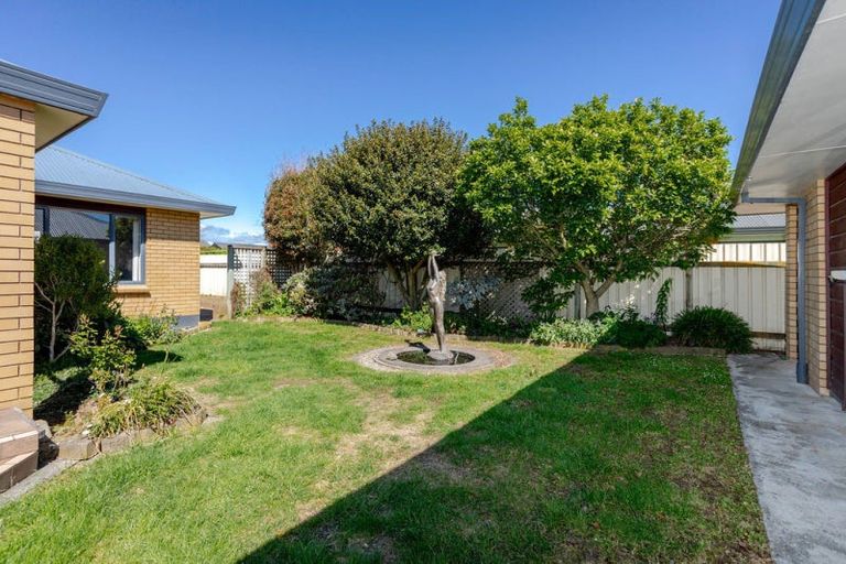 Photo of property in 19 King Street, Dannevirke, 4930