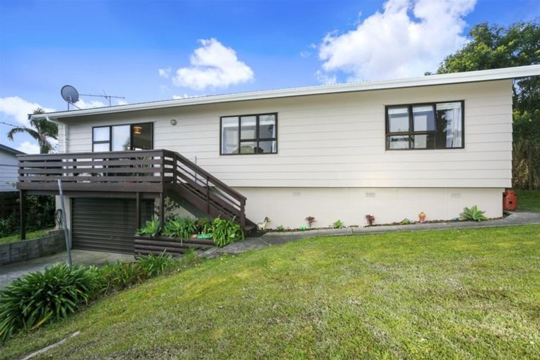 Photo of property in 85b Rosario Crescent, Red Beach, 0932