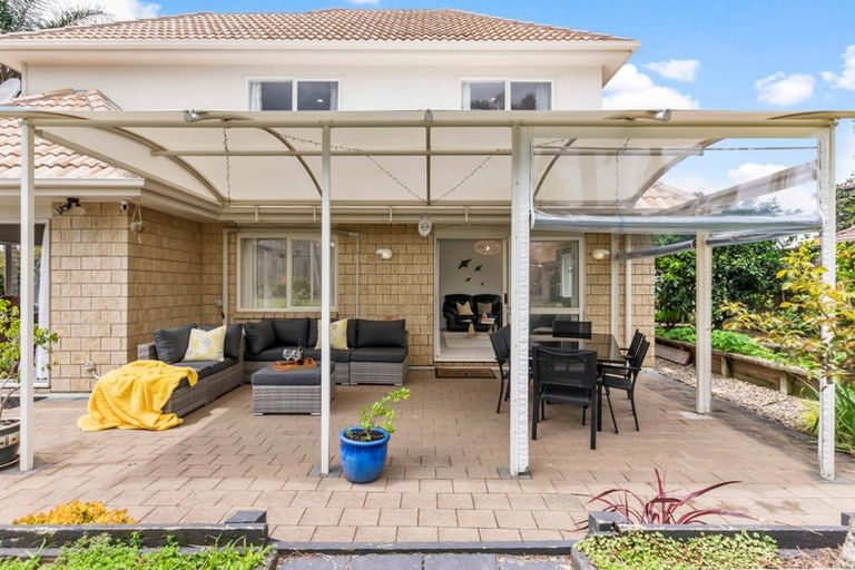 Photo of property in 94 Longford Park Drive, Takanini, 2112
