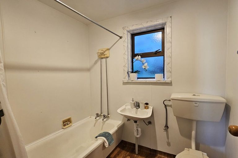 Photo of property in 48 Buckley Road, Southgate, Wellington, 6023