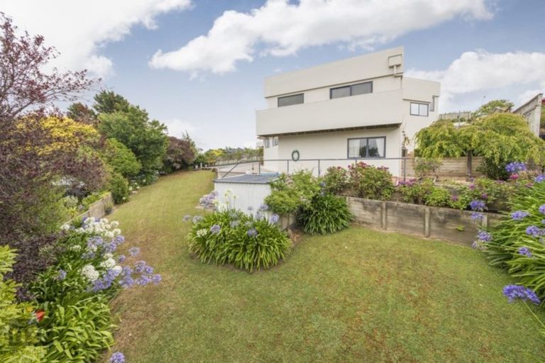 Photo of property in 16 Woodland Grove, Feilding, 4702