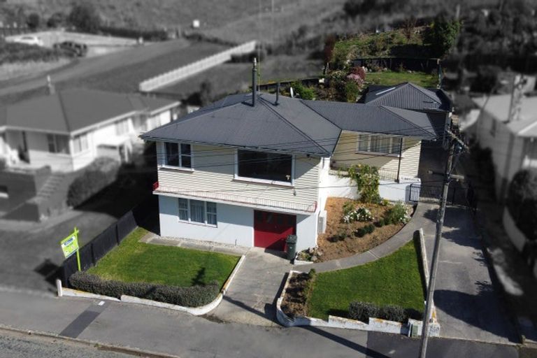 Photo of property in 16 Derwent Street, Oamaru North, Oamaru, 9400