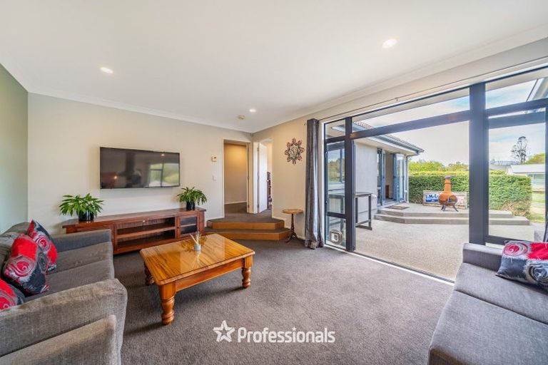 Photo of property in 8 Tuhua Lane, Brown Owl, Upper Hutt, 5018