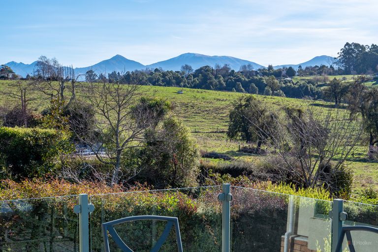 Photo of property in 6 Pye Road, Geraldine Downs, Geraldine, 7991