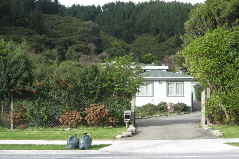 Photo of property in 34 Ruahine Street, Paraparaumu, 5032