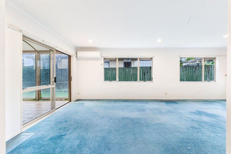 Photo of property in 4 Parkridge Way, Henderson, Auckland, 0612