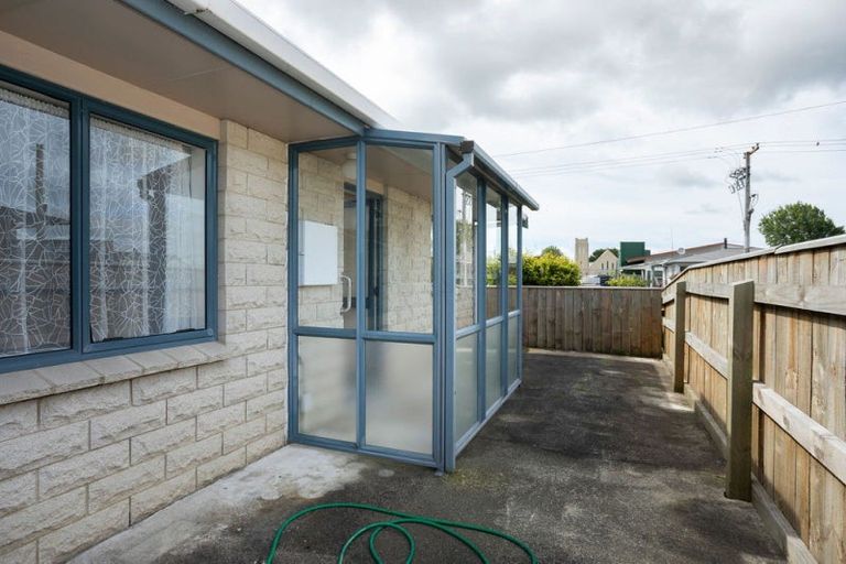 Photo of property in 19a Burns Street, Dannevirke, 4930