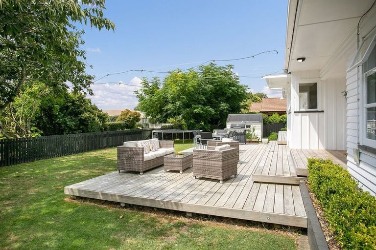 Photo of property in 42 Chaucer Street, Leamington, Cambridge, 3432