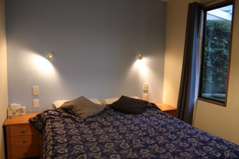 Photo of property in 46 Curtis Street, Northland, Wellington, 6012