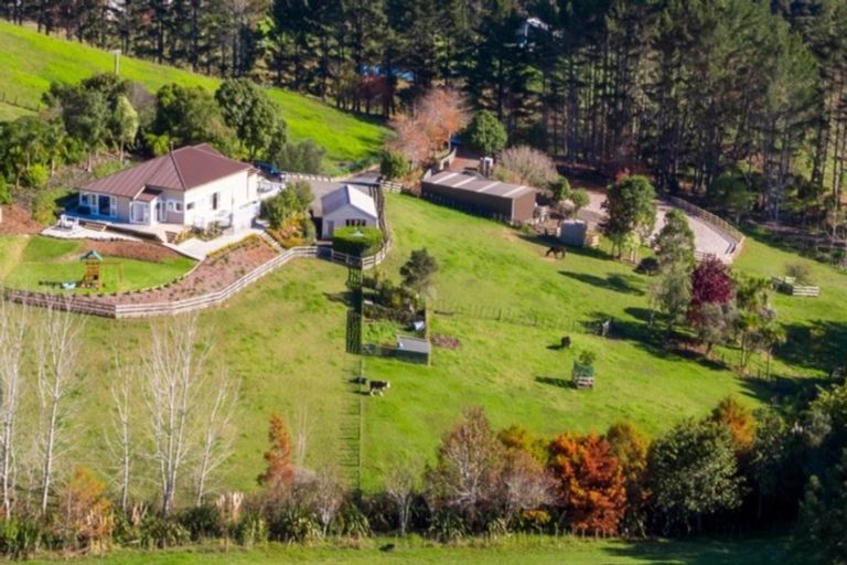 Photo of property in 428b Blackbridge Road, Dairy Flat, Albany, 0794