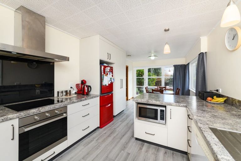 Photo of property in 43 Elmira Avenue, Hokowhitu, Palmerston North, 4410
