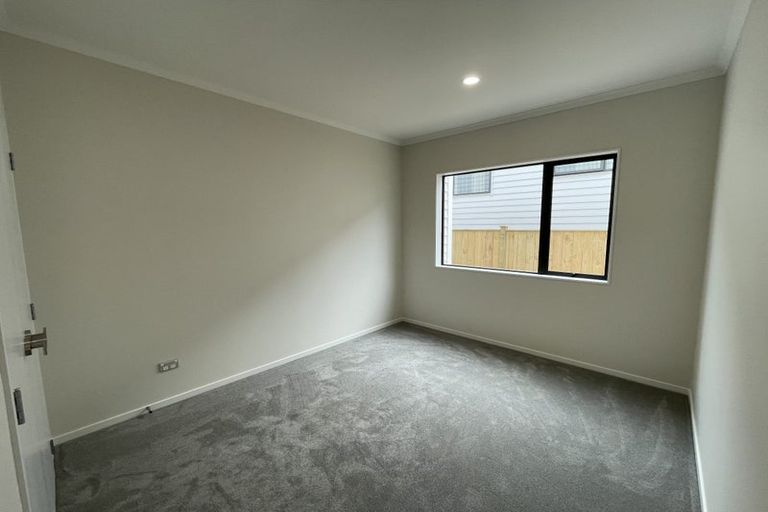 Photo of property in 1 Tannaghmore Drive, Flat Bush, Auckland, 2019