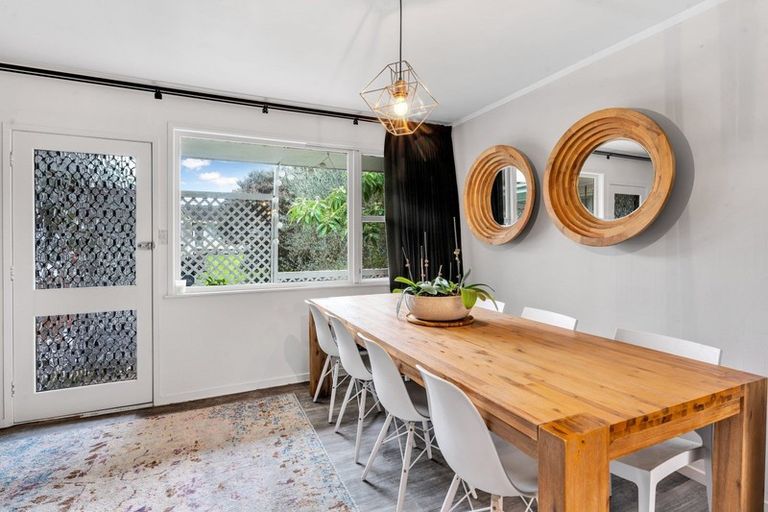 Photo of property in 2/640 Pakuranga Road, Howick, Auckland, 2010