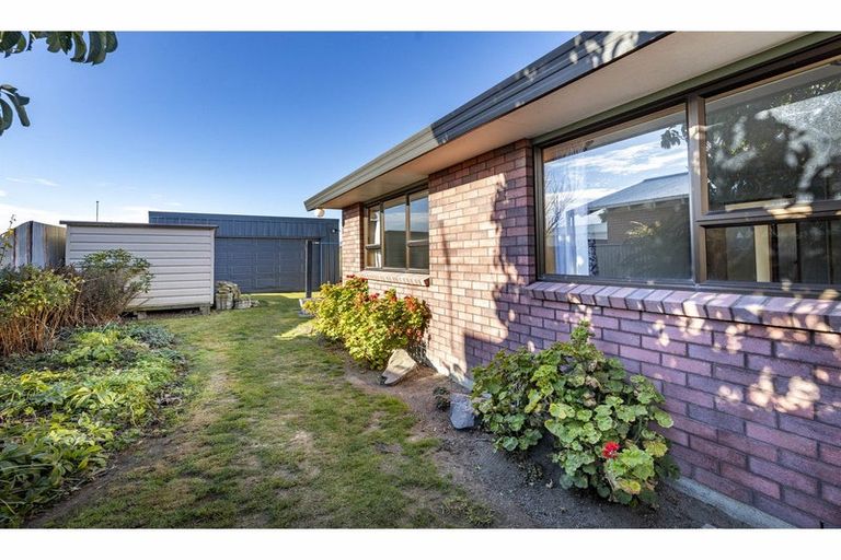 Photo of property in 154 West Belt, Rangiora, 7400