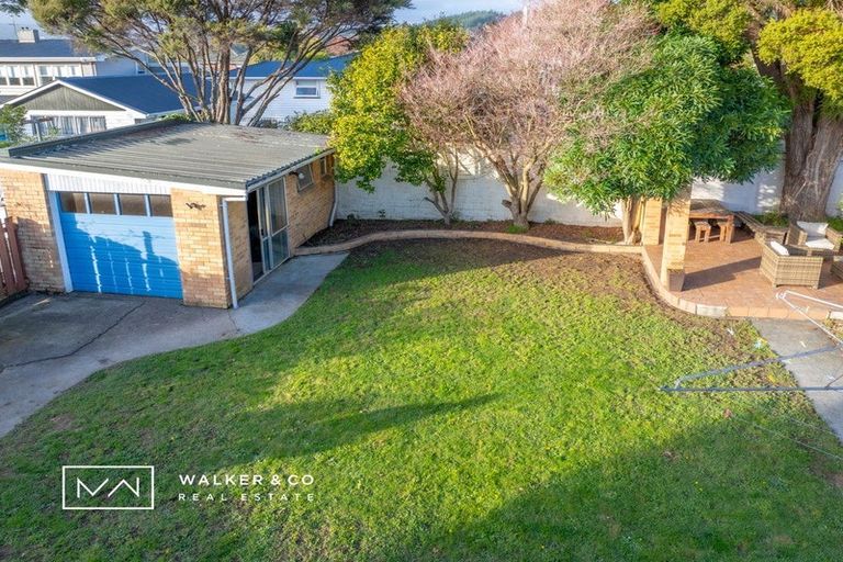 Photo of property in 15 Arnot Avenue, Clouston Park, Upper Hutt, 5018