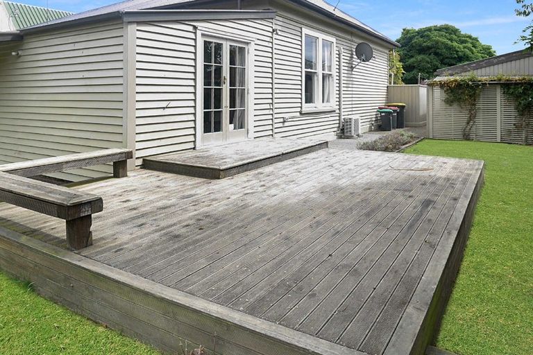 Photo of property in 150 Innes Road, St Albans, Christchurch, 8052