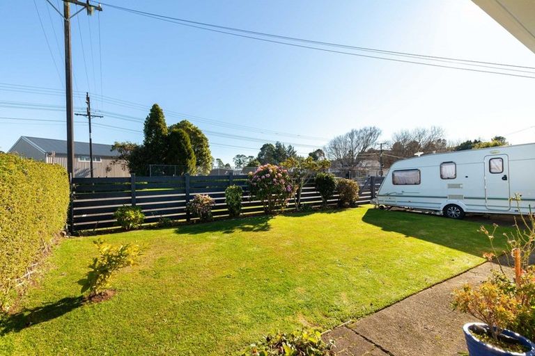 Photo of property in 509 Mangorei Road, Highlands Park, New Plymouth, 4312