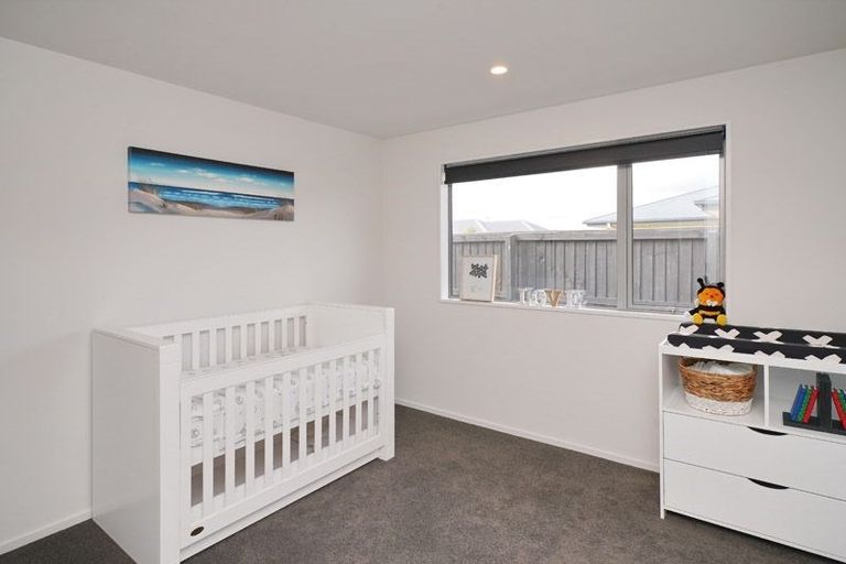 Photo of property in 25 Beech Drive, Rangiora, 7400