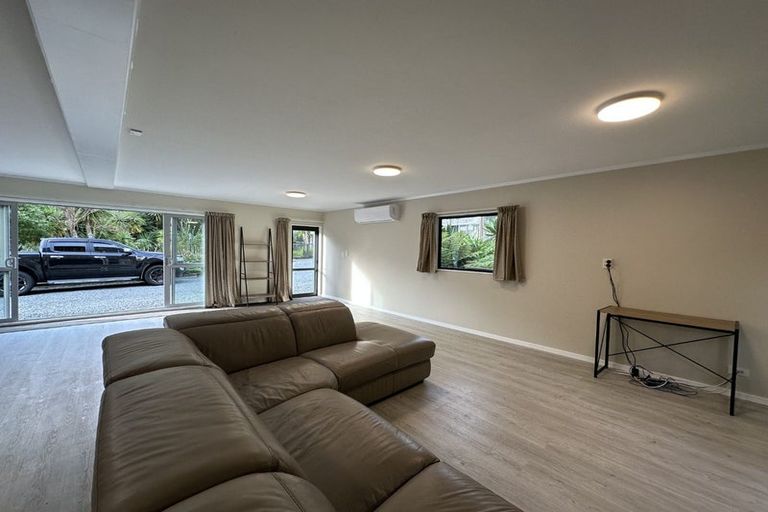Photo of property in 6 Tanah Merah Drive, Papakura, 2110