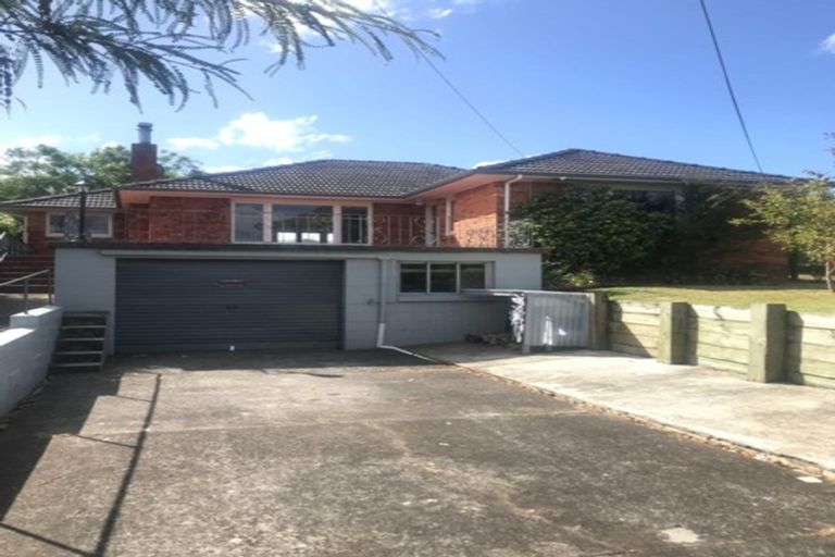 Photo of property in 15 Toru Street, Te Atatu Peninsula, Auckland, 0610