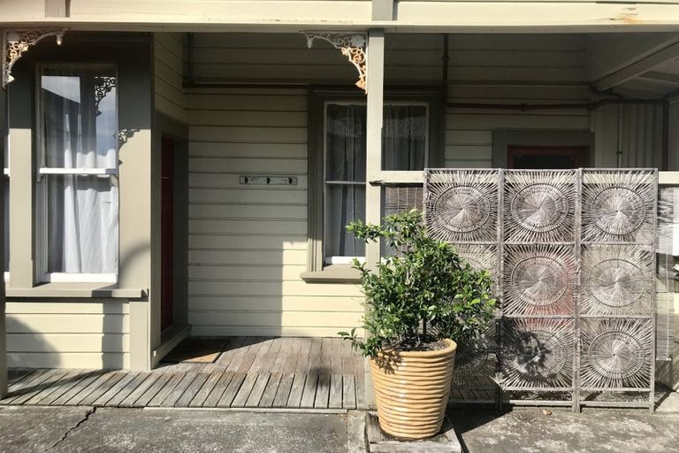 Photo of property in 9 Alton Street, Nelson, 7010