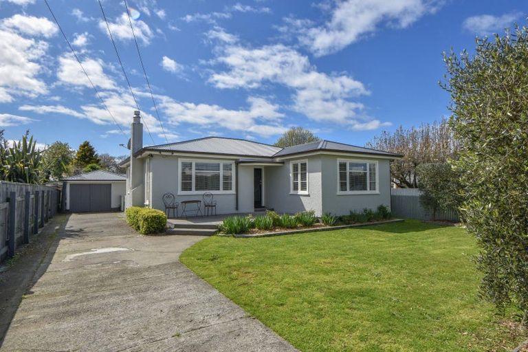 Photo of property in 69 Nelson Crescent, Carterton, 5713