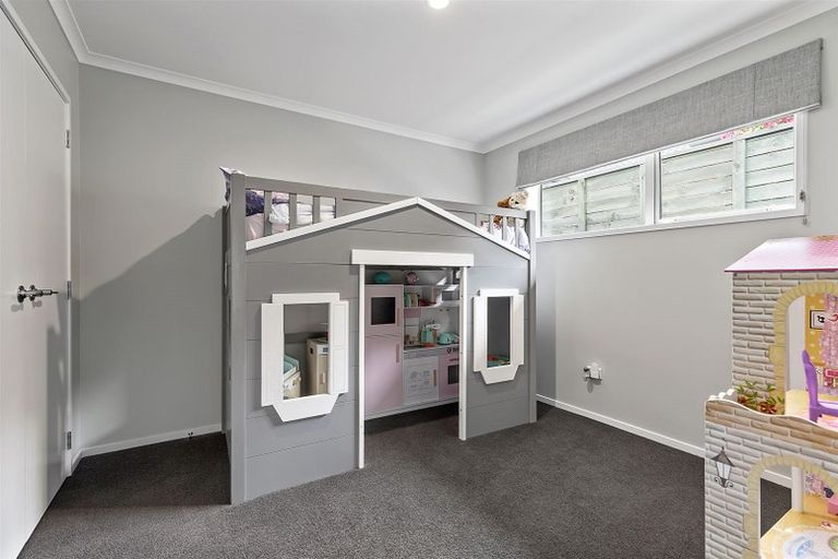 Photo of property in 20 Leadline Place, Whitby, Porirua, 5024